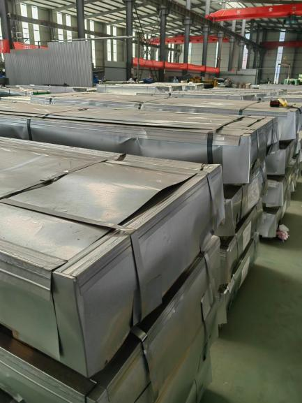 Zinc coated corrugated roofing sheets export to Tanzania